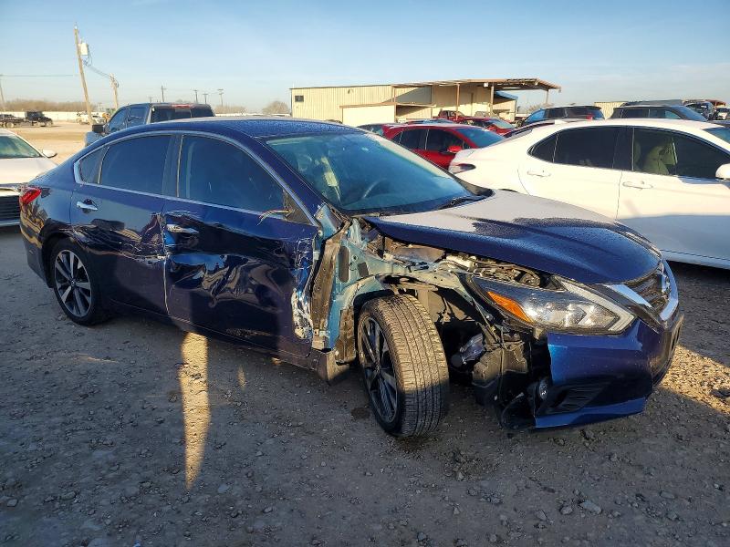 Photo 4 from auction – 2017 NISSAN ALTIMA with VIN 1N4AL3AP9HN343032