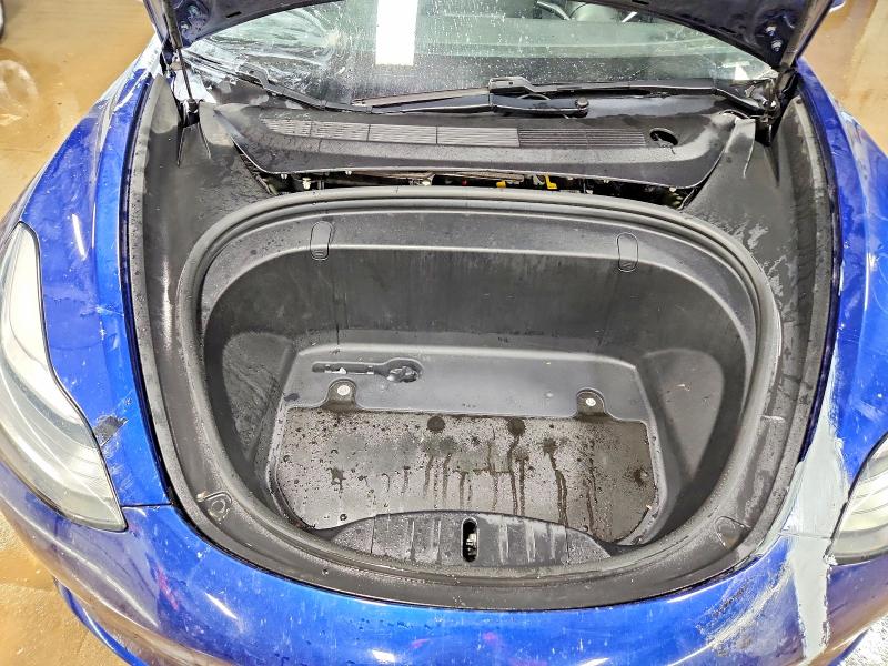 Photo 11 from auction – 2018 TESLA MODEL 3 with VIN 5YJ3E1EB1JF120259