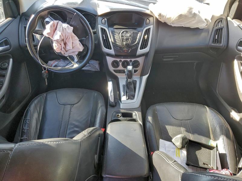 Photo 8 from auction – 2014 FORD FOCUS SE with VIN 1FADP3F2XEL121296