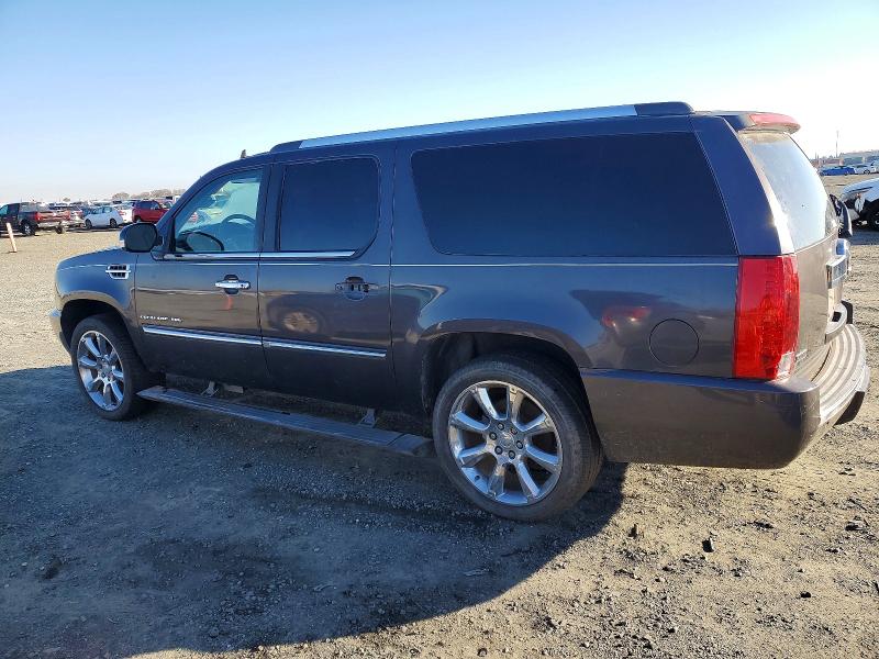 Photo 2 from auction – 2010 CADILLAC ESCALADE E with VIN 1GYUKJEF1AR103157
