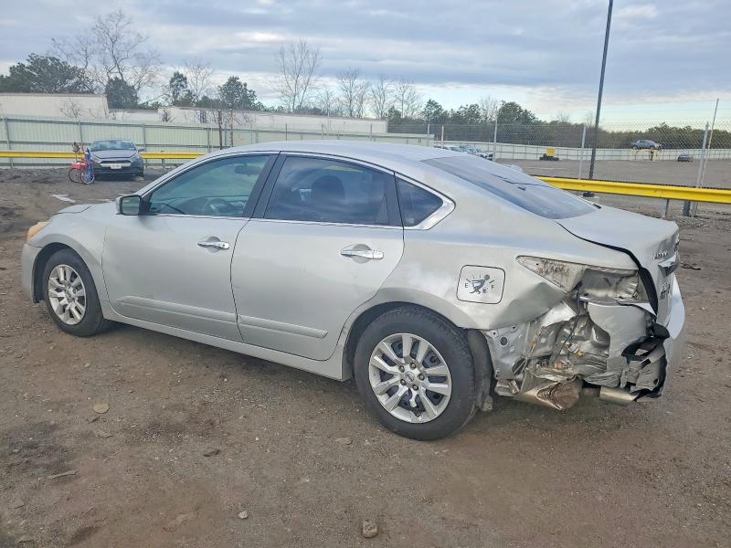 Photo 2 from auction – 2015 NISSAN ALTIMA with VIN 1N4AL3AP8FC173285