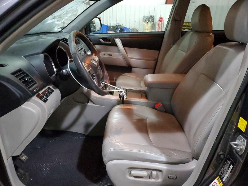 Снимка 7 от търг – 2011 TOYOTA HIGHLANDER с VIN 5TDBK3EH3BS072037