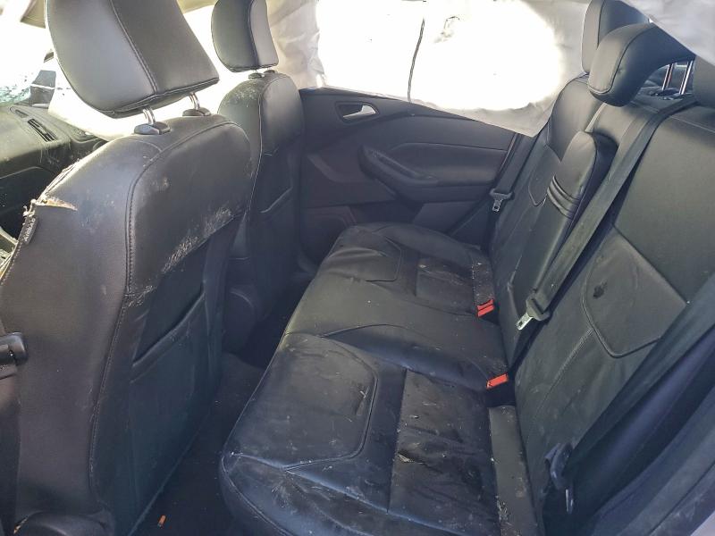 Photo 10 from auction – 2016 FORD FOCUS SE with VIN 1FADP3K22GL388604