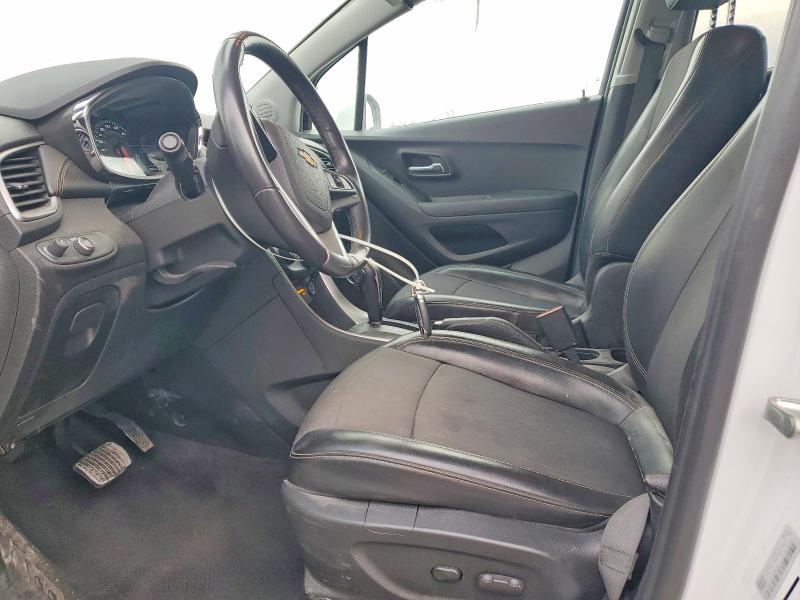 Photo 7 from auction – 2020 CHEVROLET TRAX with VIN 3GNCJLSB8LL302452