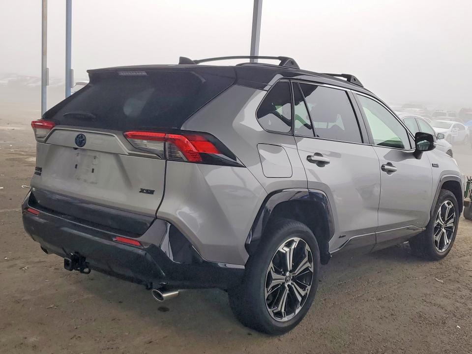 Photo 3 from auction – 2023 TOYOTA RAV4 PRIME with VIN JTMEB3FV8PD128767