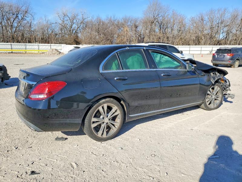 Photo 3 from auction – 2016 MERCEDES-BENZ C with VIN 55SWF4JB4GU148288