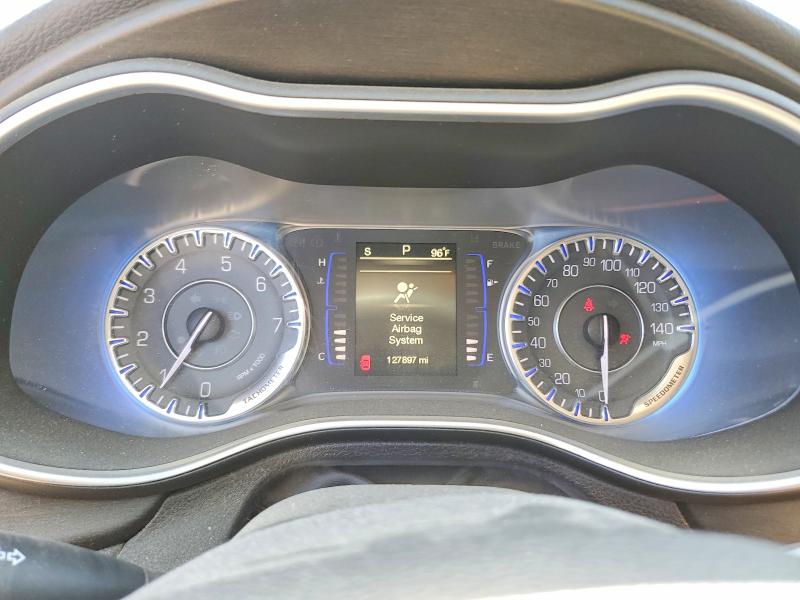 Photo 9 from auction – 2015 CHRYSLER 200 with VIN 1C3CCCAB9FN572268