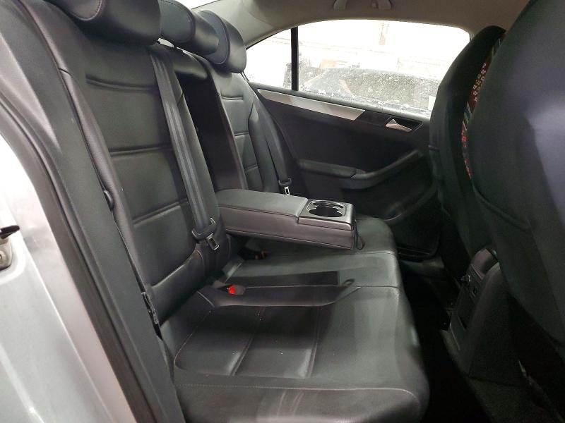 Photo 10 from auction – 2014 VOLKSWAGEN JETTA with VIN 3VWD07AJ2EM241416