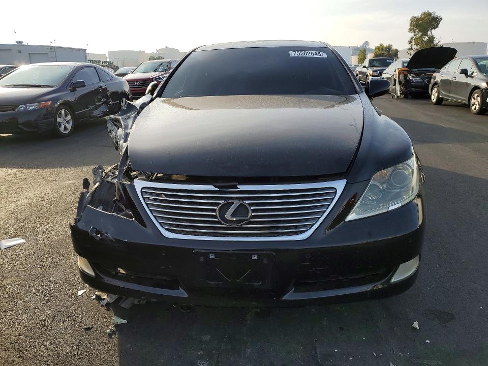 Photo 5 from auction – 2007 LEXUS LS with VIN JTHBL46F175010003