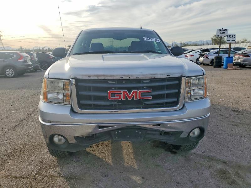 Photo 5 from auction – 2011 GMC SIERRA with VIN 1GTR2VE34BZ167848