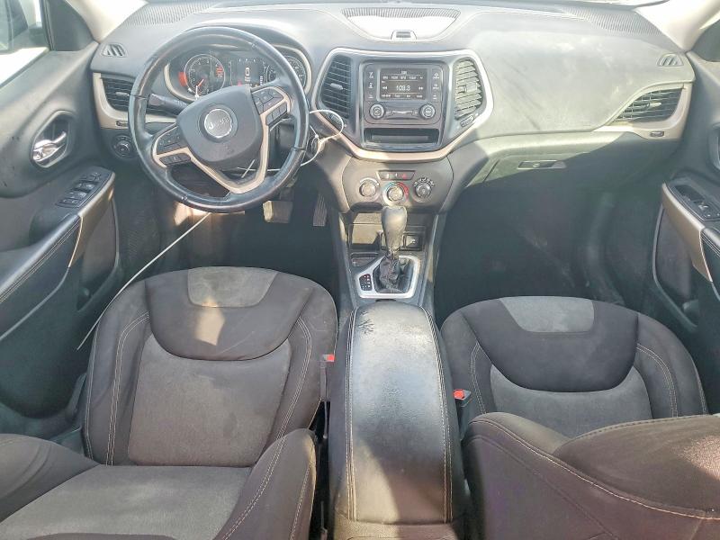 Photo 8 from auction – 2018 JEEP CHEROKEE with VIN 1C4PJLCB3JD544223