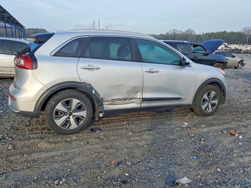Photo 3 from auction – 2018 KIA NIRO FE with VIN KNDCB3LC9J5136369