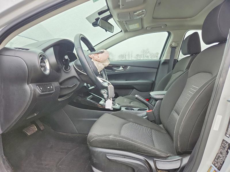 Photo 7 from auction – 2019 KIA FORTE GT L with VIN 3KPF34AD8KE027371