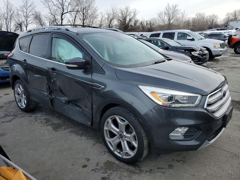 Photo 4 from auction – 2019 FORD ESCAPE with VIN 1FMCU9J99KUA05367