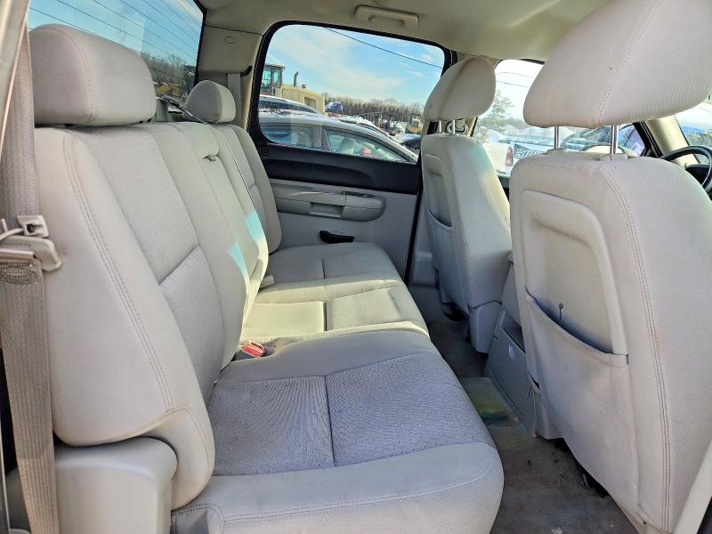 Photo 10 from auction – 2010 CHEVROLET SILVERADO with VIN 3GCRKSE35AG175342
