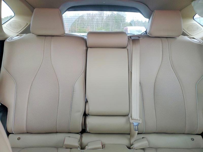 Photo 10 from auction – 2019 ACURA RDX ADVANC with VIN 5J8TC2H75KL006171