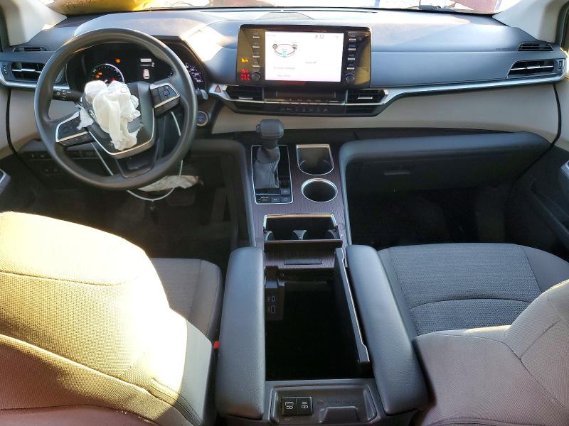Photo 8 from auction – 2021 TOYOTA SIENNA LE with VIN 5TDKSKFC7MS007904