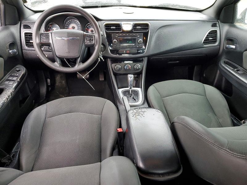Photo 8 from auction – 2012 CHRYSLER 200 with VIN 1C3CCBAB1CN108400