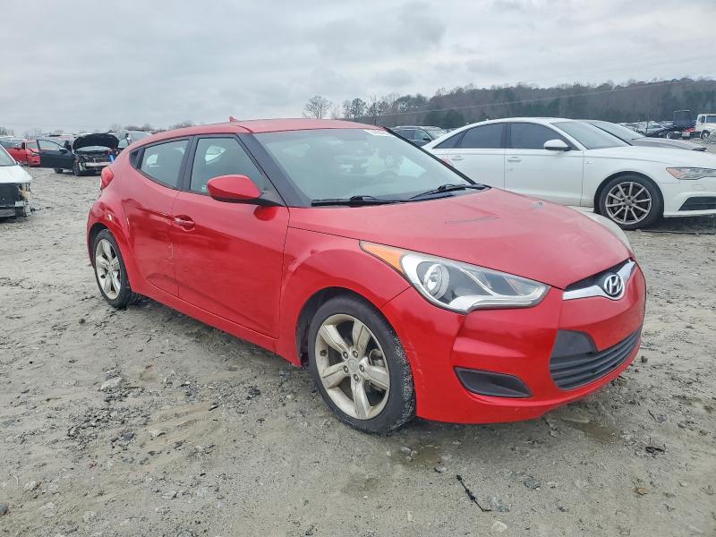 Photo 4 from auction – 2015 HYUNDAI VELOSTER with VIN KMHTC6ADXFU234426
