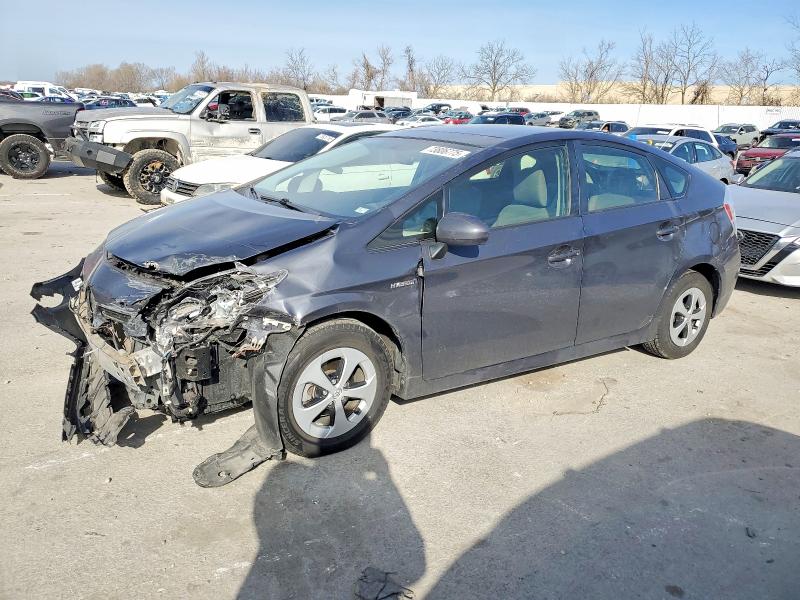 TOYOTA PRIUS 2015 with VIN JTDKN3DU1F0441377 - Photo from auction