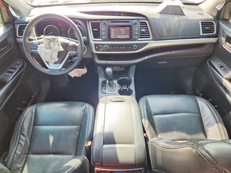 Photo 8 from auction – 2016 TOYOTA HIGHLANDER with VIN 5TDZKRFH2GS171777