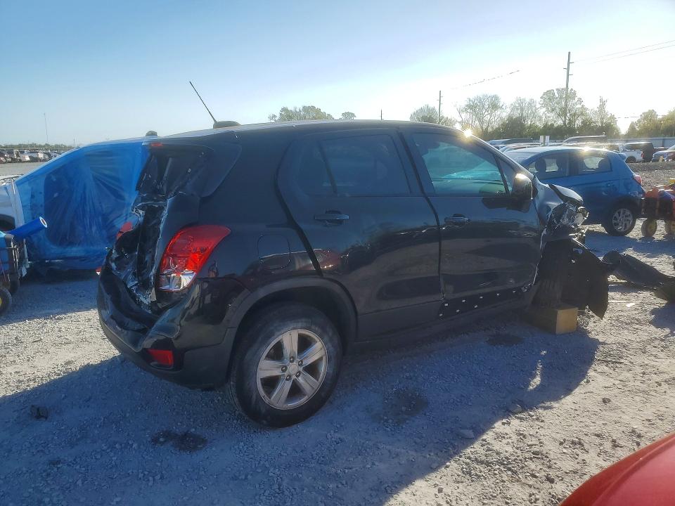 Photo 3 from auction – 2022 CHEVROLET TRAX LS with VIN KL7CJNSM8NB511844