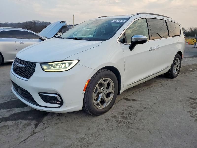 CHRYSLER PACIFICA 2023 with VIN 2C4RC1GGXPR508001 - Photo from auction