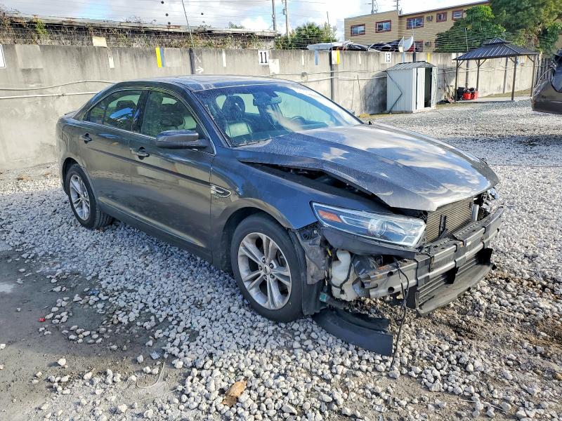 Photo 4 from auction – 2015 FORD TAURUS SEL with VIN 1FAHP2E89FG205962