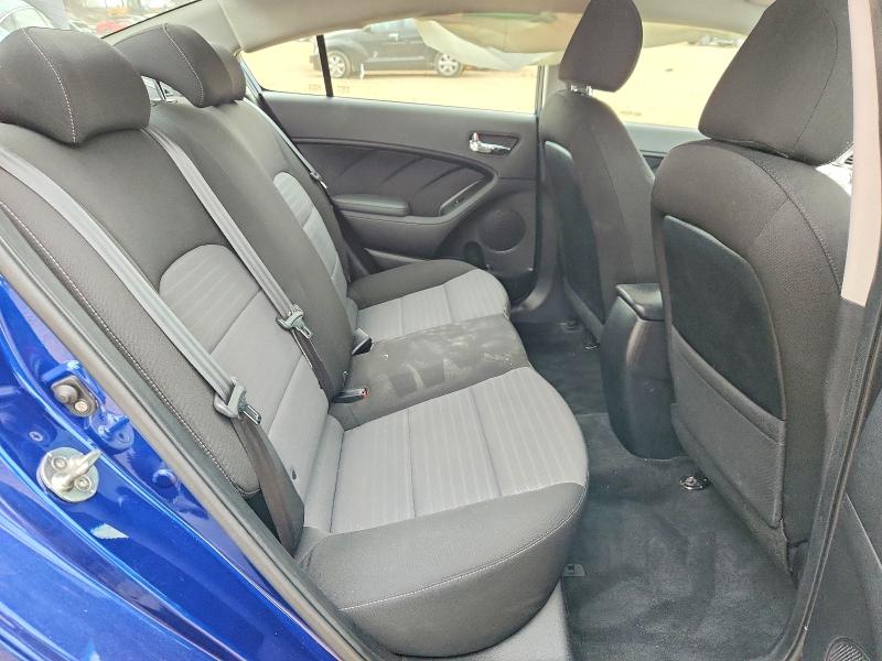 Photo 10 from auction – 2018 KIA FORTE LX with VIN 3KPFL4A76JE196197