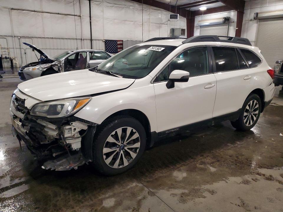 SUBARU OUTBACK 2. 2015 with VIN 4S4BSBJC6F3330686 - Photo from auction