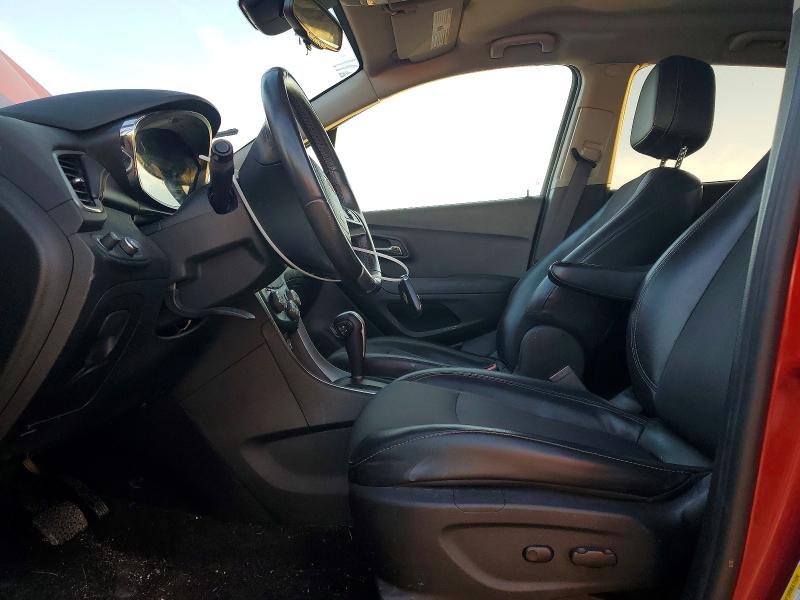 Photo 7 from auction – 2018 CHEVROLET TRAX with VIN 3GNCJPSB0JL165012