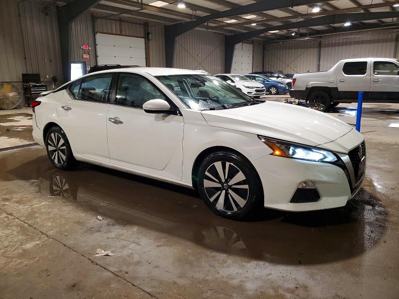 Photo 4 from auction – 2022 NISSAN ALTIMA SV with VIN 1N4BL4DV4NN347344