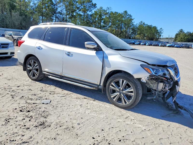 Photo 4 from auction – 2019 NISSAN PATHFINDER with VIN 5N1DR2MN5KC649685