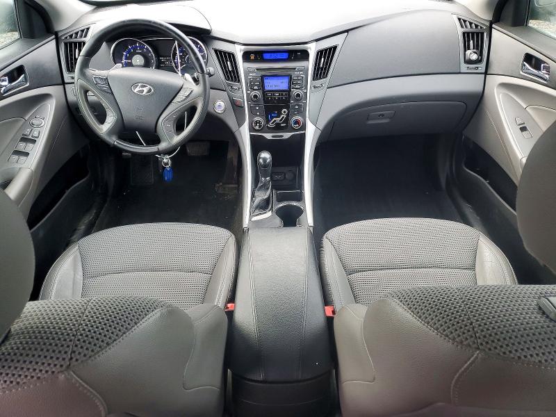 Photo 8 from auction – 2011 HYUNDAI SONATA SE with VIN 5NPEC4AC2BH035898