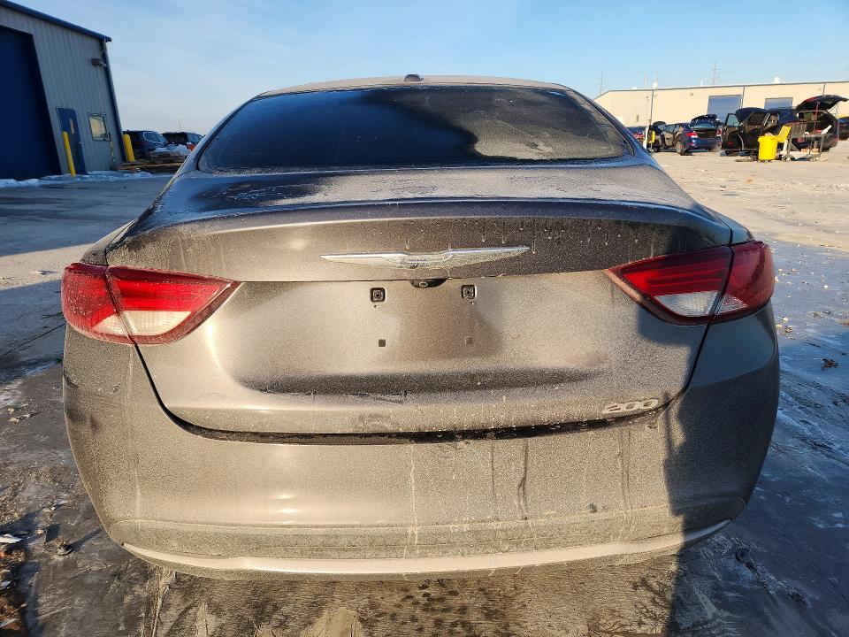 Photo 6 from auction – 2016 CHRYSLER 200 with VIN 1C3CCCABXGN104910