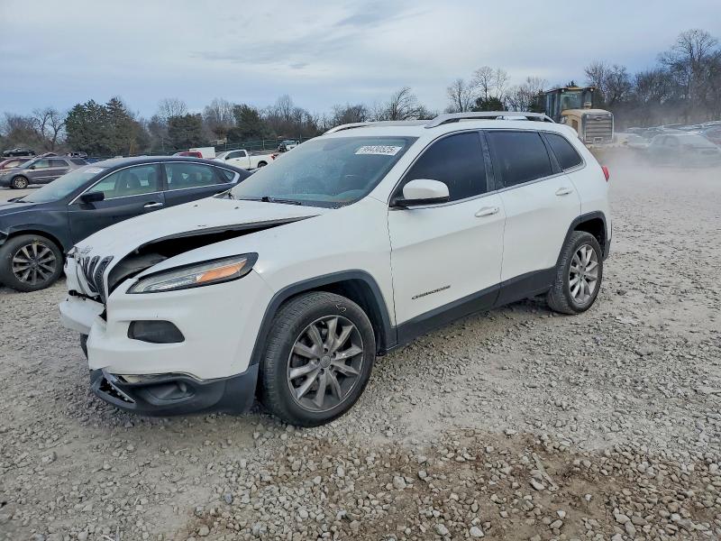 JEEP CHEROKEE 2016 مع رقم تعريف المركبة 1C4PJLDB9GW172916 - صورة من المزاد