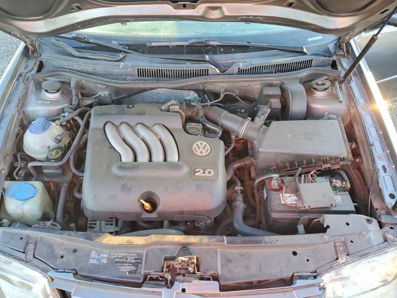 Photo 11 from auction – 2005 VOLKSWAGEN JETTA GL with VIN 3VWRA69M65M033129