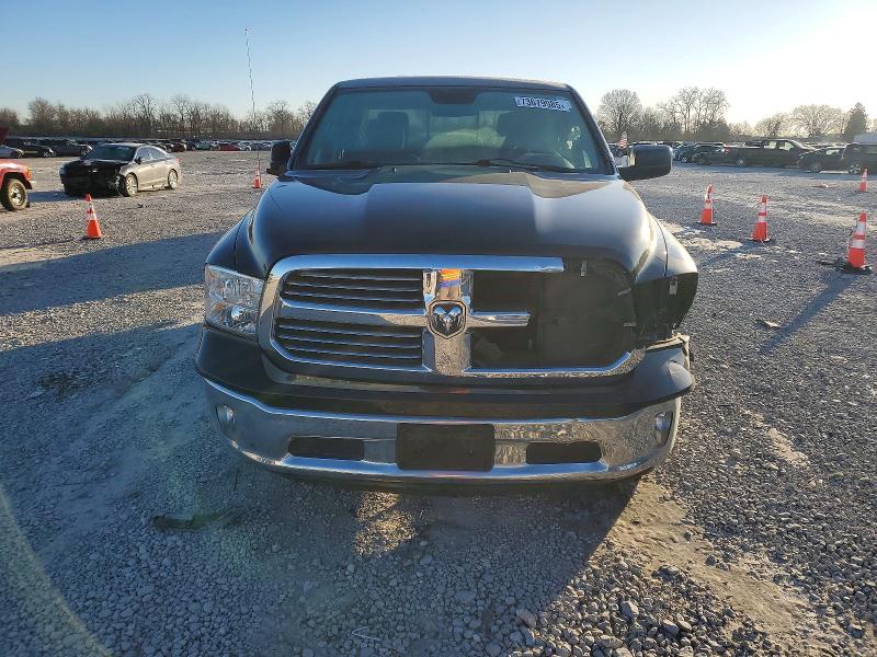 Photo 5 from auction – 2014 RAM 1500 SLT with VIN 1C6RR7GT1ES378255