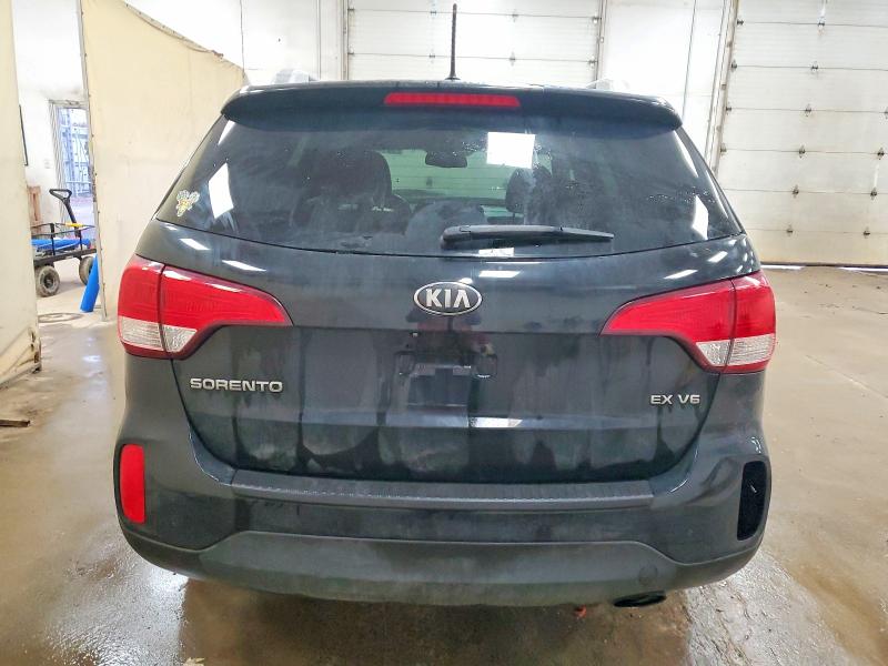 Photo 6 from auction – 2015 KIA SORENTO with VIN 5XYKU4A72FG625289
