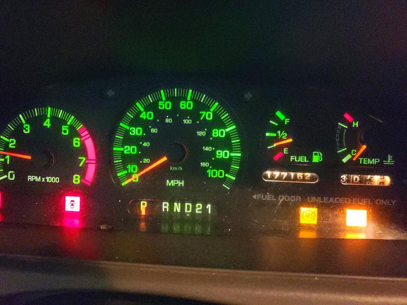 Photo 9 from auction – 2000 MERCURY VILLAGER E with VIN 4M2XV14T9YDJ13602