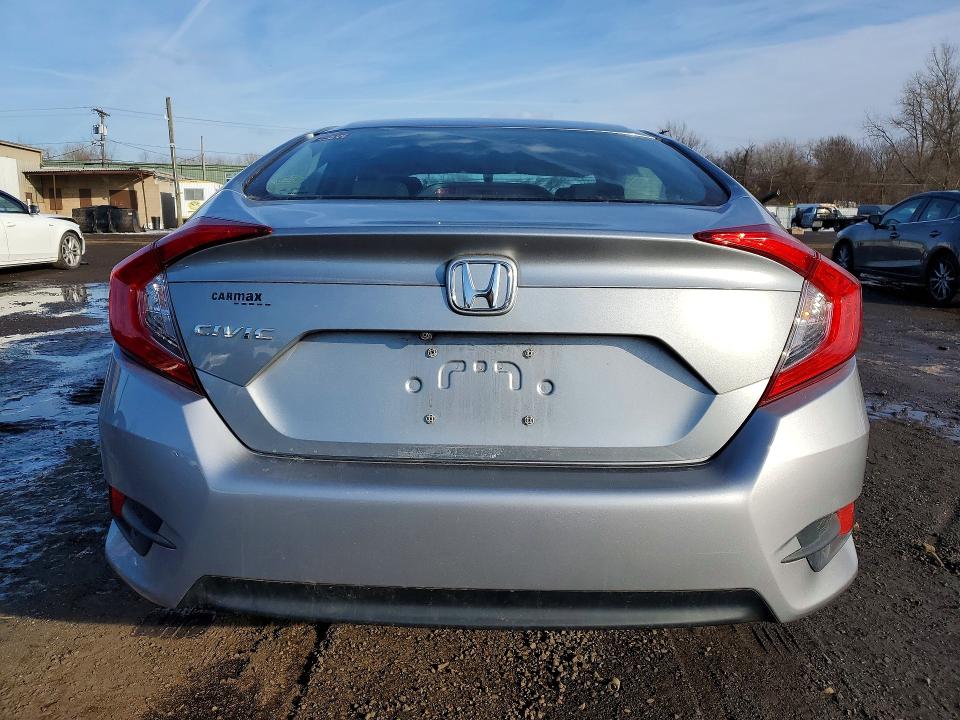 Photo 6 from auction – 2017 HONDA CIVIC LX with VIN 19XFC2F50HE200170
