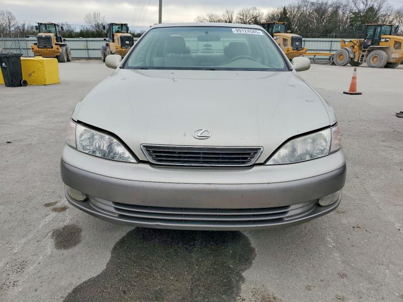 Photo 5 from auction – 1997 LEXUS ES 300 with VIN JT8BF22G9V0047143