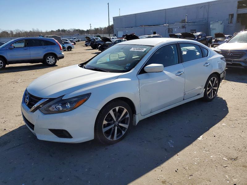 NISSAN ALTIMA 2017 with VIN 1N4AL3AP4HN306289 - Photo from auction