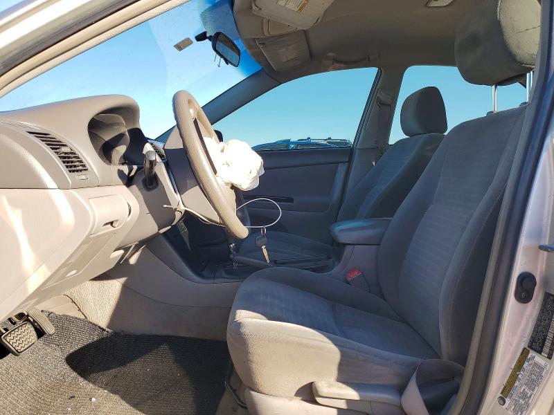 Photo 7 from auction – 2005 TOYOTA CAMRY LE with VIN 4T1BE32K65U045370