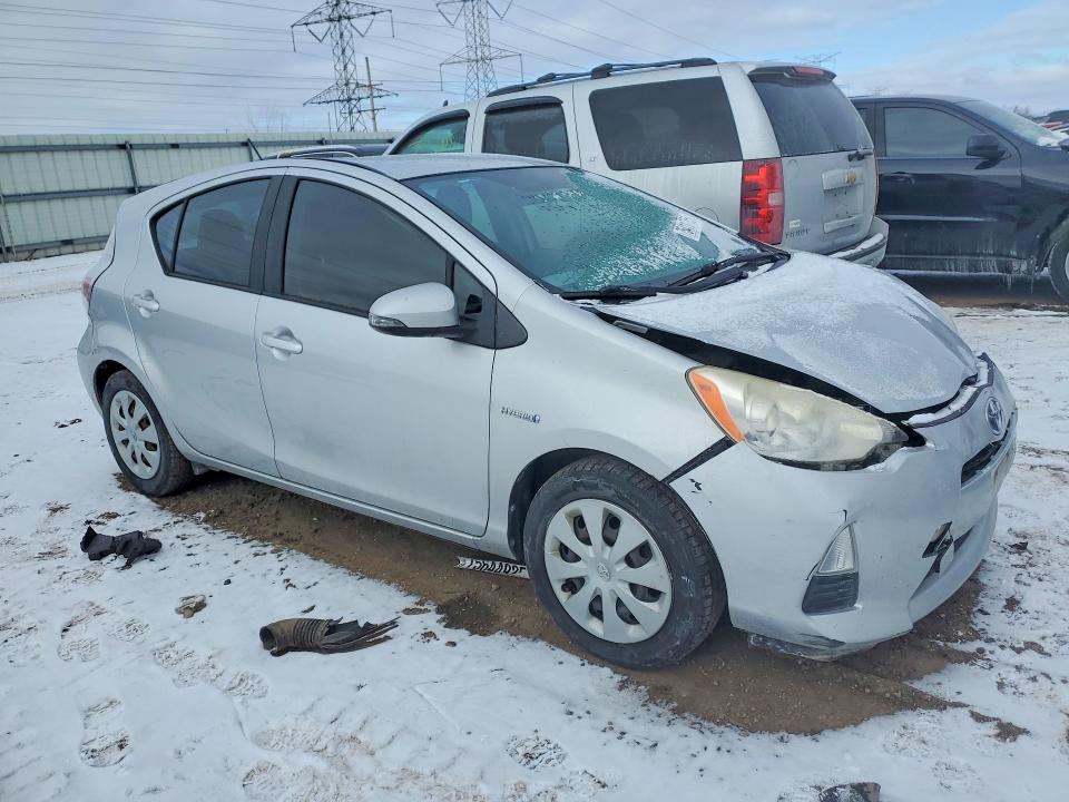 Photo 4 from auction – 2012 TOYOTA PRIUS with VIN JTDKDTB33C1516406