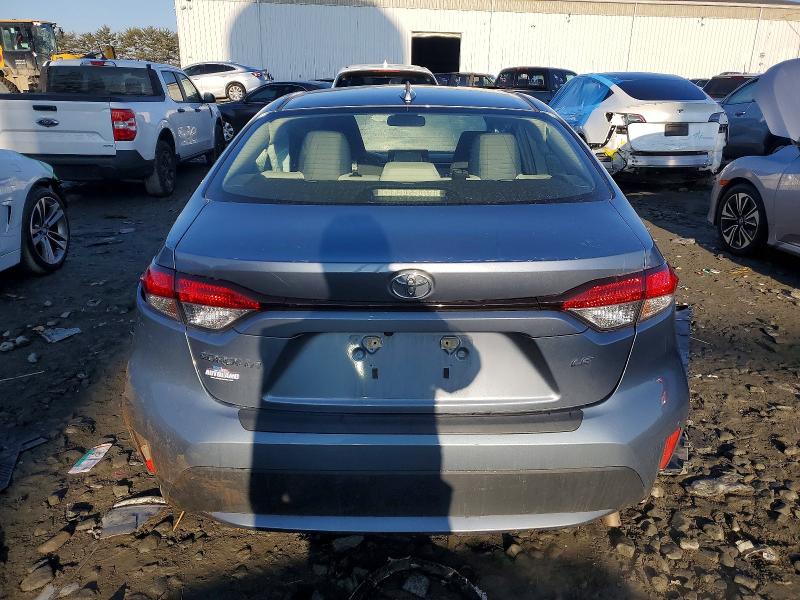 Photo 6 from auction – 2022 TOYOTA COROLLA LE with VIN JTDEPMAE5NJ203793