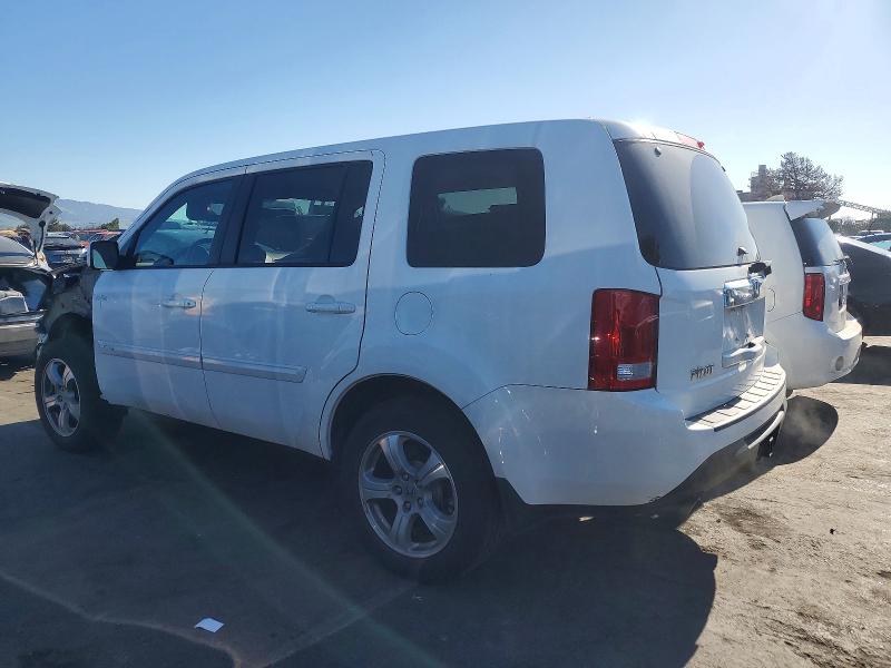 Photo 2 from auction – 2015 HONDA PILOT EX with VIN 5FNYF3H43FB020442