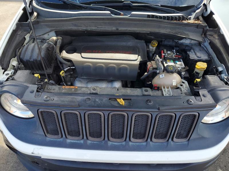 Photo 11 from auction – 2016 JEEP RENEGADE L with VIN ZACCJABT2GPD02952