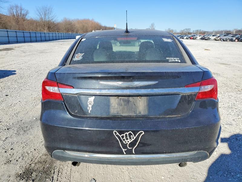 Photo 6 from auction – 2011 CHRYSLER 200 LIMITE with VIN 1C3BC2FG2BN503572