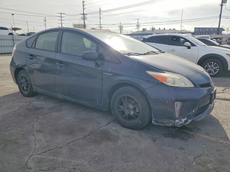 Photo 4 from auction – 2014 TOYOTA PRIUS with VIN JTDKN3DU2E1740160